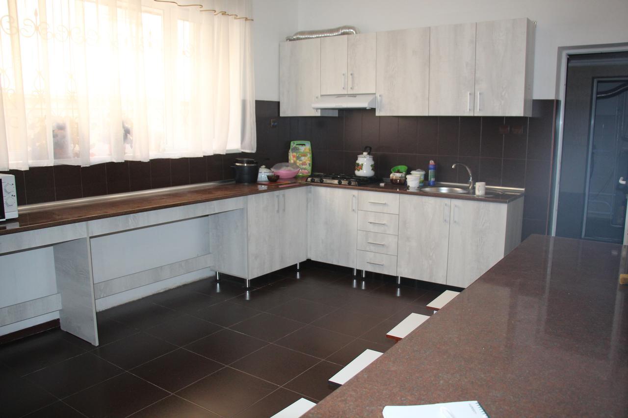 Dream Hostel Shymkent Bagian luar foto