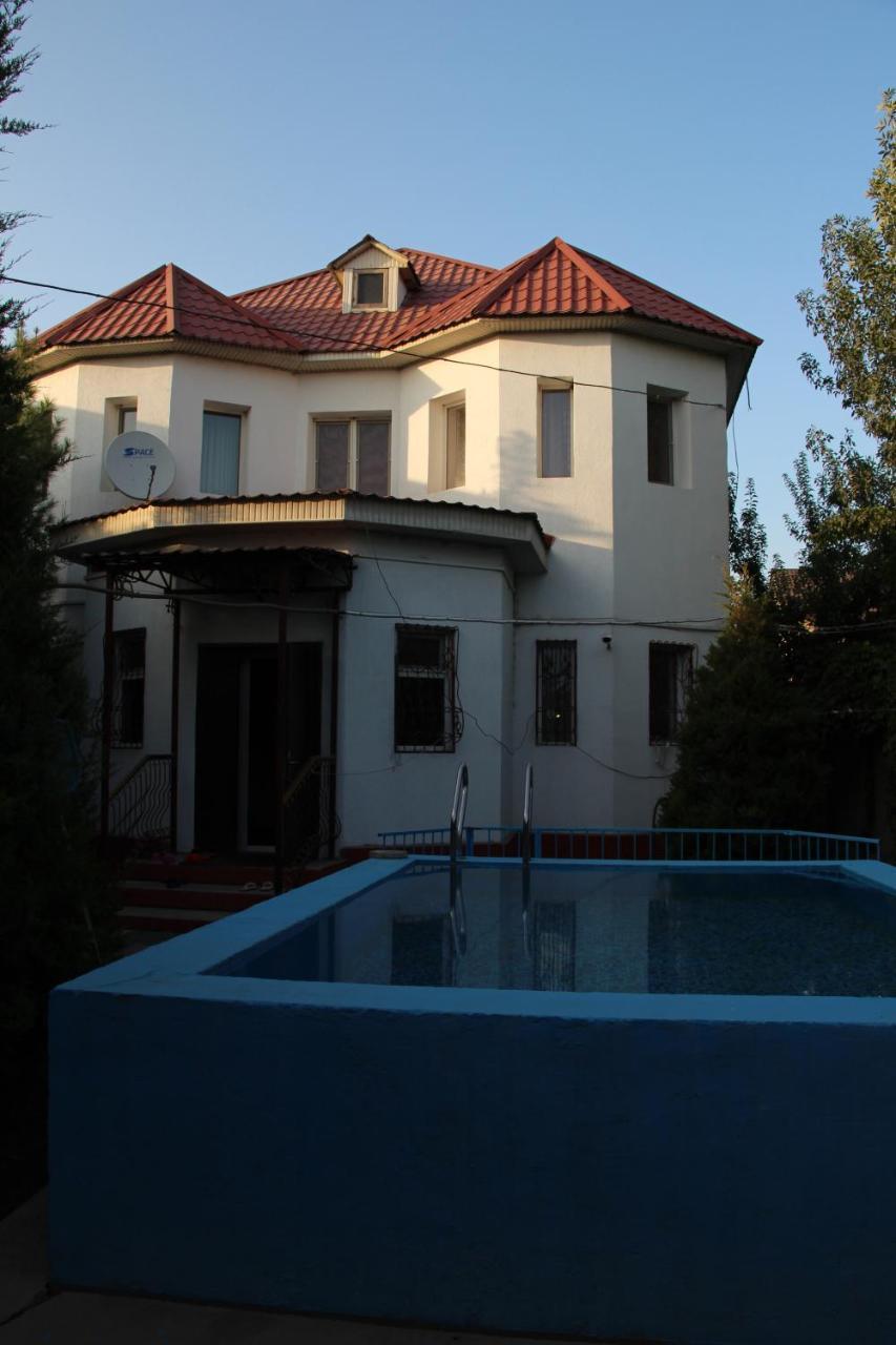 Dream Hostel Shymkent Bagian luar foto